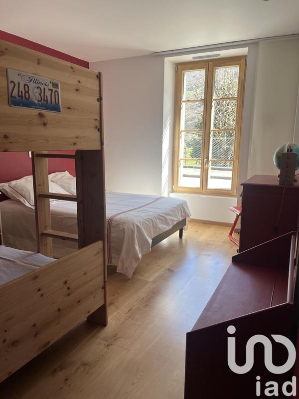 Maison - 164 m² - 5 pièces