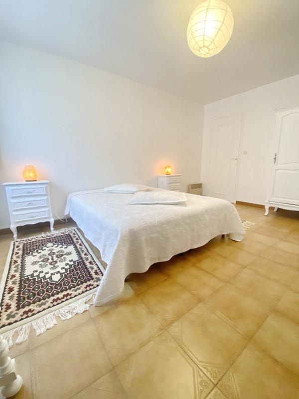 Villa - 210 m² - 8 pièces