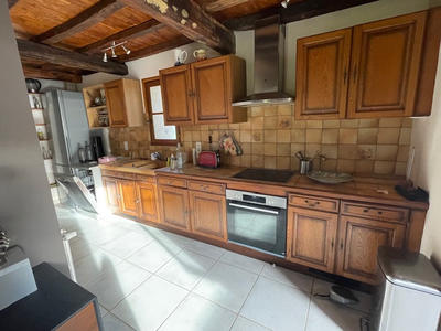 Maison - 93 m² - 4 pièces