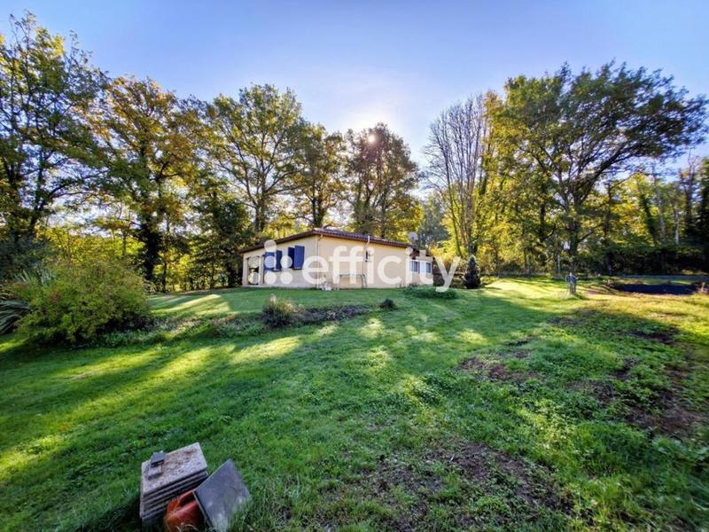 Maison - 95 m² - 5 pièces