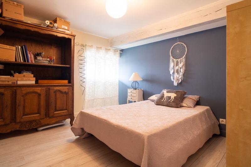 Maison - 227 m² - 10 pièces