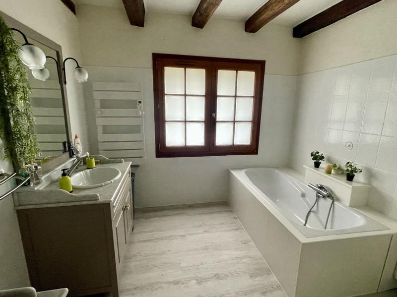 Maison - 187 m² - 5 pièces