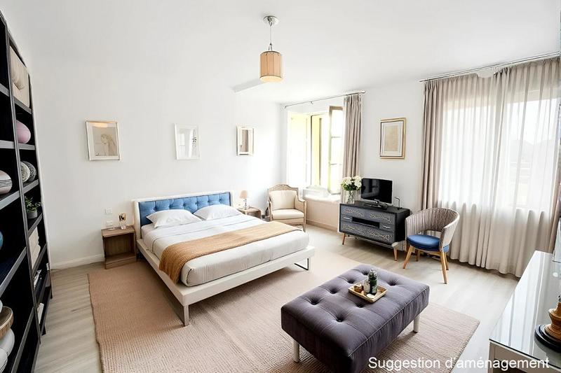 Maison - 243 m² - 6 pièces