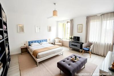 Maison - 243 m² - 6 pièces