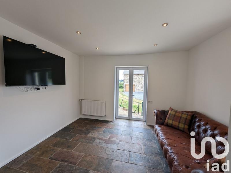 Maison - 187 m² - 11 pièces