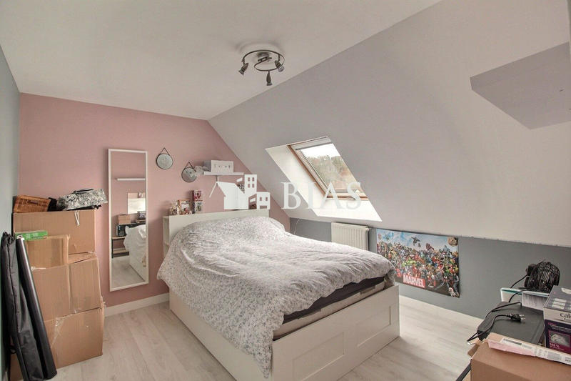 Maison - 104 m² - 4 pièces