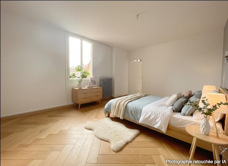 Maison - 228 m² - 9 pièces