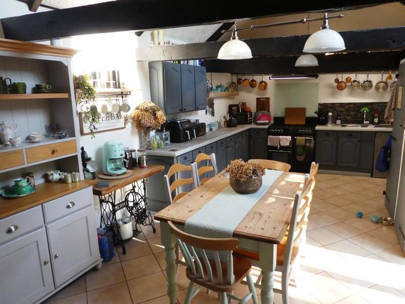 Maison en pierre - 155 m² - 5 pièces