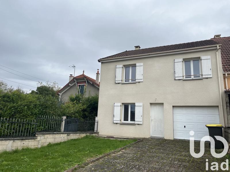 Maison - 92 m² - 6 pièces