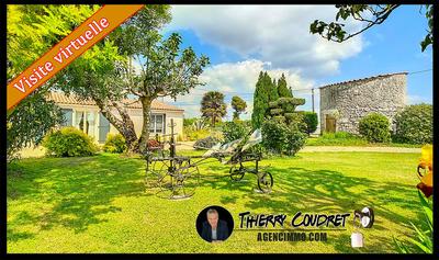 Maison ancienne - 220 m² - 9 pièces