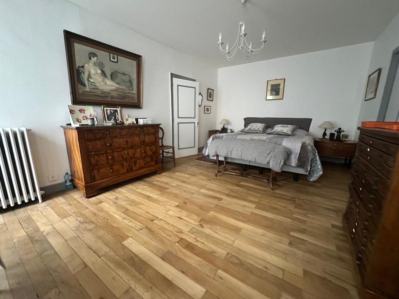 Maison de ville - 213 m² - 8 pièces