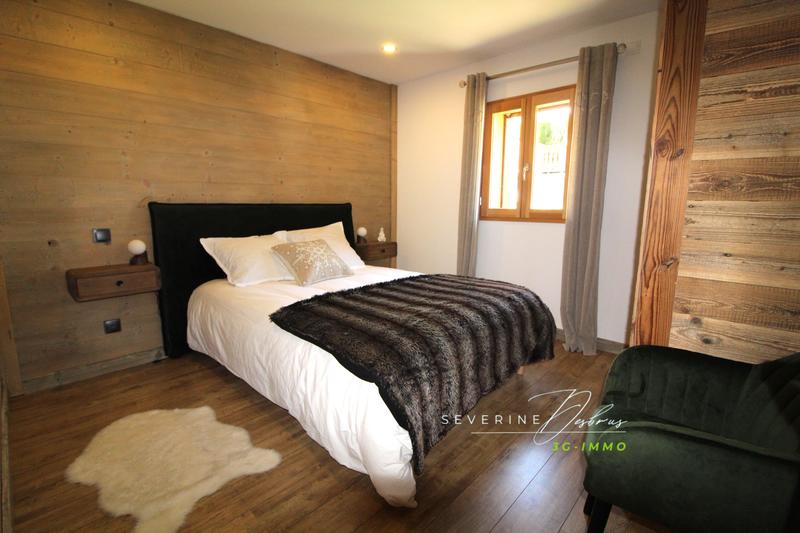 Châlet - 314 m² - 11 pièces