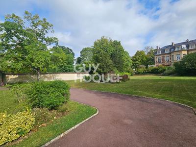 Appartement - 81 m² - 4 pièces