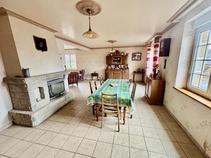 Maison en pierre - 140 m² - 6 pièces