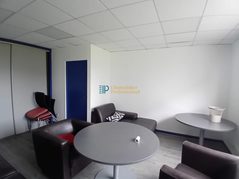 Local d'activités - 1 072 m²