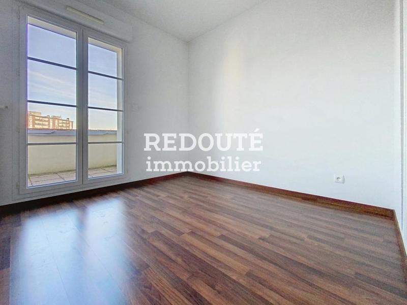 Appartement - 96 m² - 5 pièces