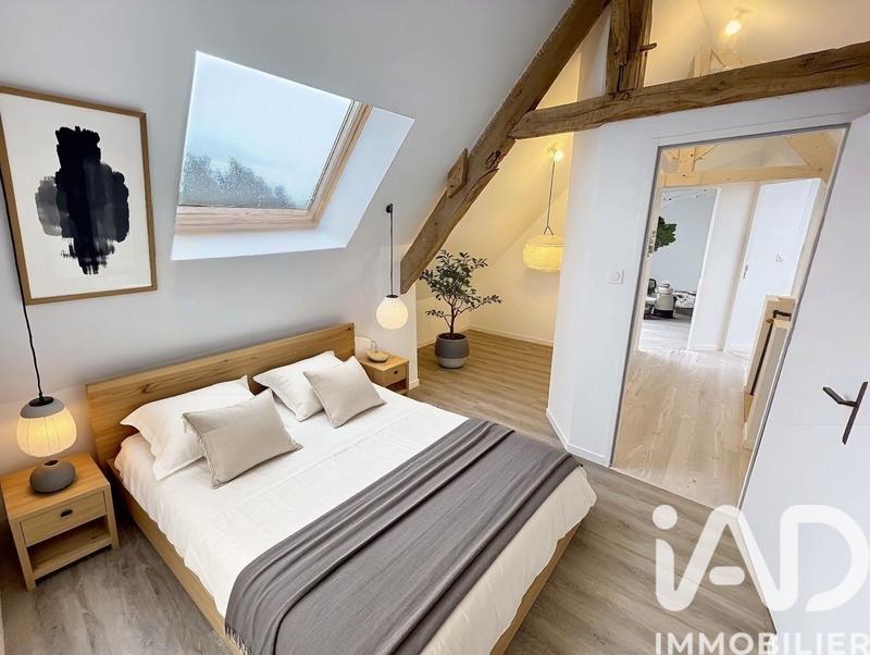 Maison - 95 m² - 4 pièces