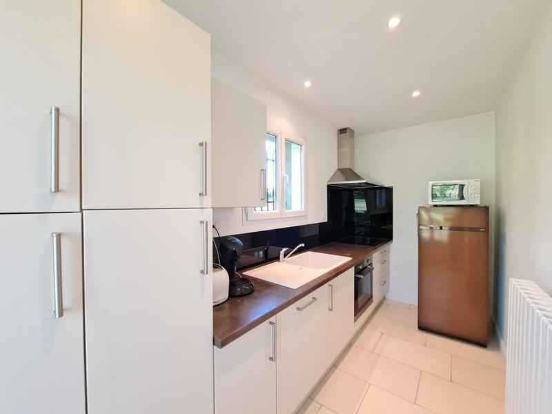 Maison - 292 m² - 14 pièces