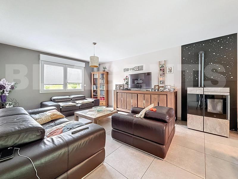 Maison contemporaine - 153 m² - 10 pièces