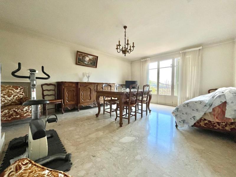 Maison - 96 m² - 5 pièces