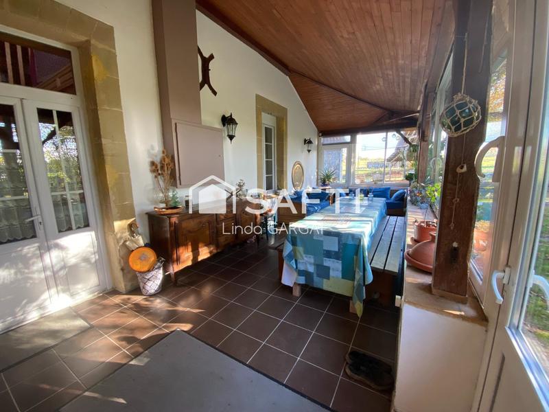 Maison - 215 m² - 7 pièces