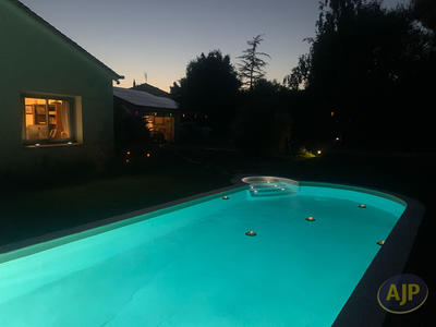 Maison - 186 m² - 6 pièces