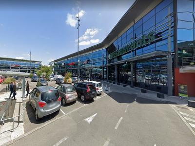 Local commercial - 720 m² - 7 pièces