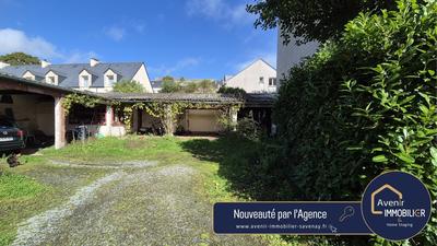 Maison - 249 m² - 12 pièces