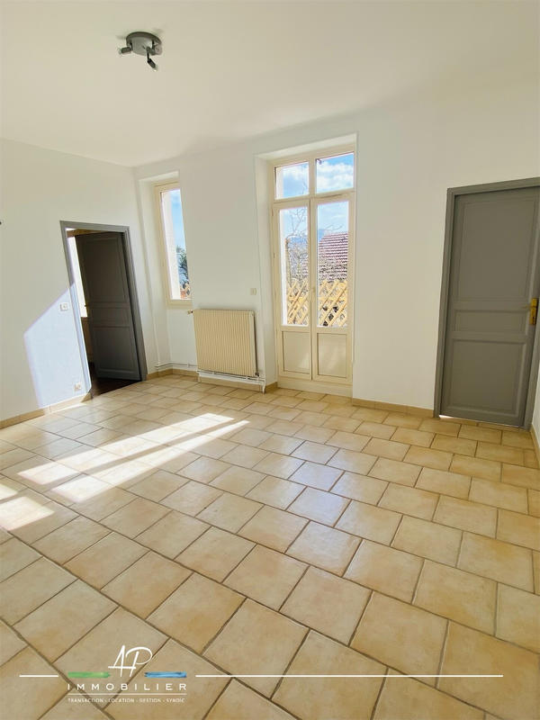 Appartement - 88 m² - 4 pièces