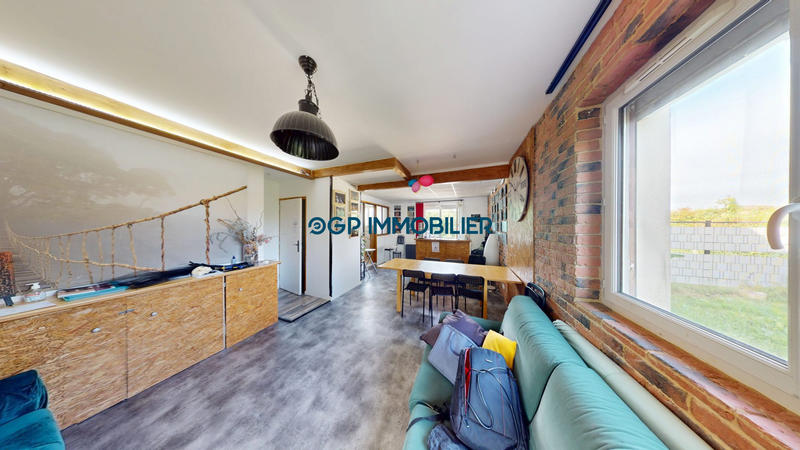 Maison ancienne - 210 m² - 8 pièces