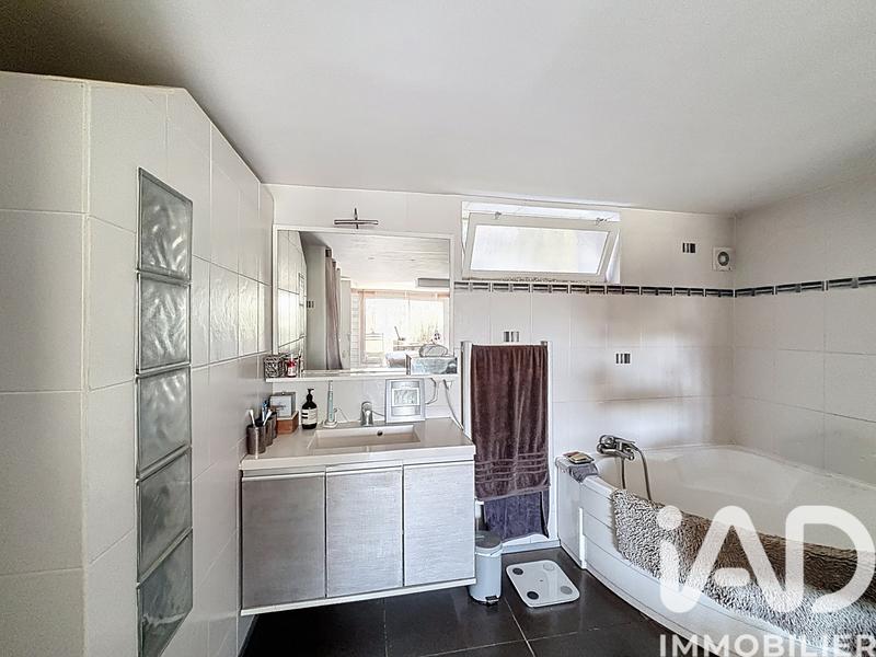 Maison - 145 m² - 5 pièces