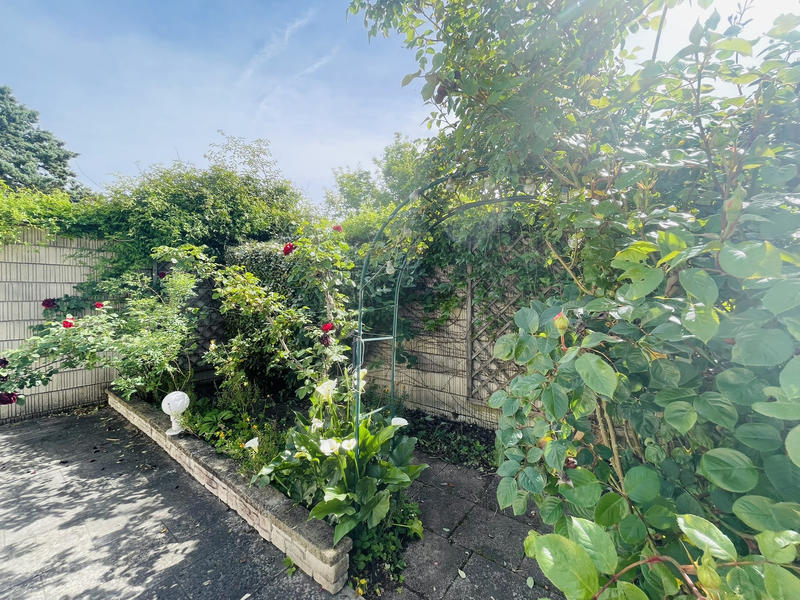 Maison - 207 m² - 8 pièces