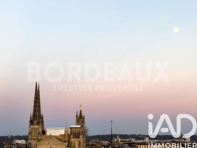 Appartement - 92 m² - 4 pièces