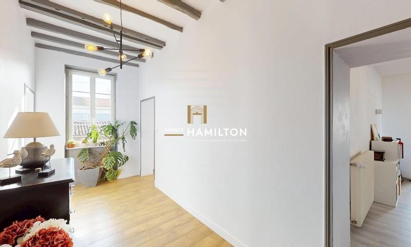 Maison de campagne - 532 m² - 11 pièces