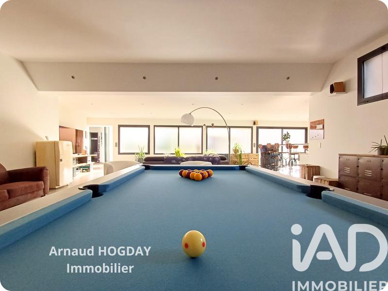 Maison de maîtres - 264 m² - 3 pièces