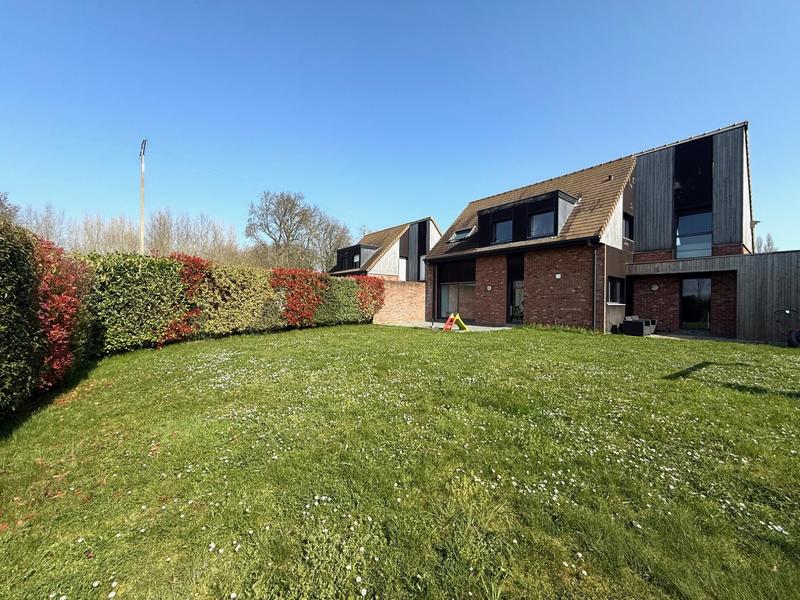 Maison - 120 m² - 7 pièces