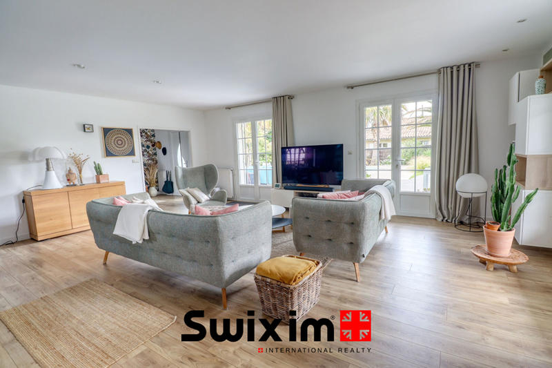 Maison - 191 m² - 6 pièces