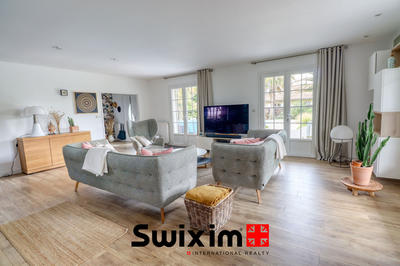 Maison - 191 m² - 6 pièces