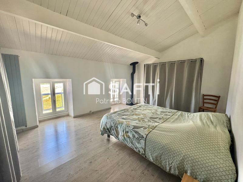 Maison - 255 m² - 10 pièces