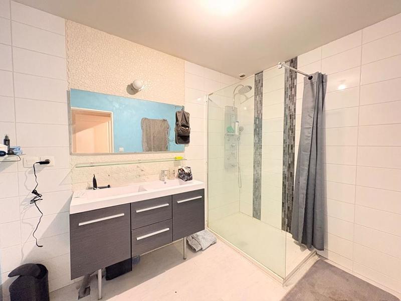 Appartement - 105 m² - 5 pièces