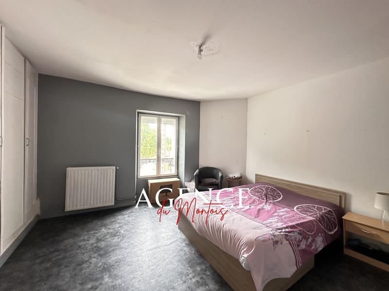 Maison - 151 m² - 6 pièces