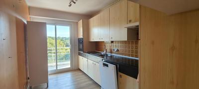 Appartement - 85 m² - 3 pièces