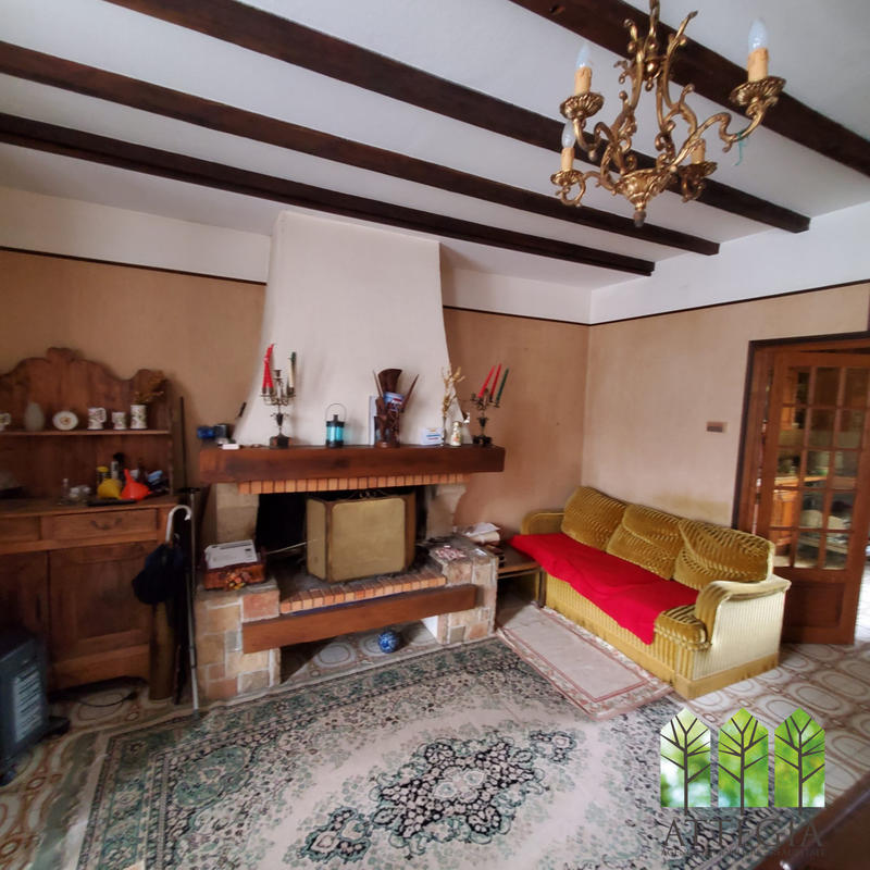 Maison - 246 m² - 13 pièces