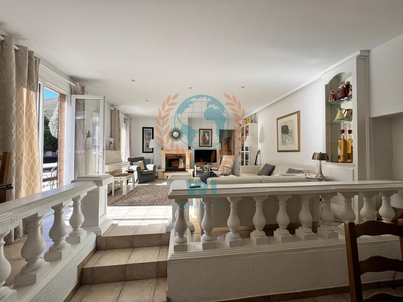 Appartement - 110 m² - 4 pièces