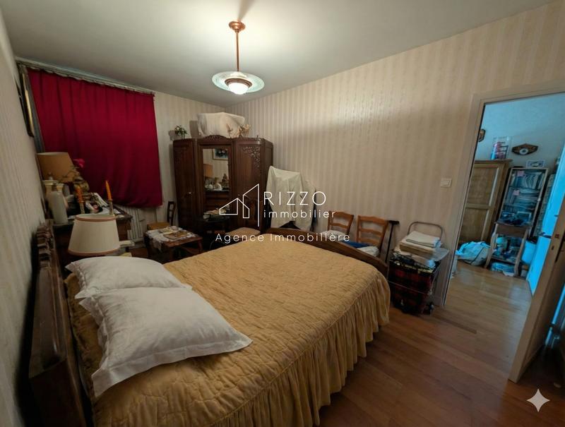 Appartement - 92 m² - 4 pièces