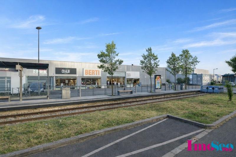 Local d'activité / Entrepôt - 1 080 m²