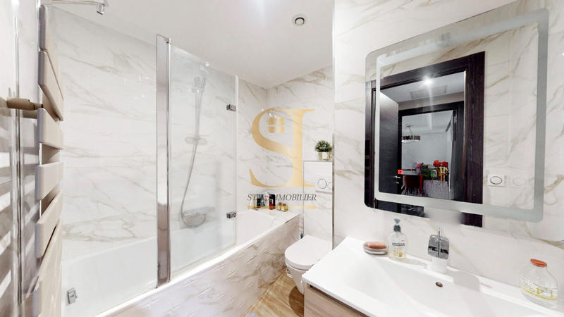 Appartement - 108 m² - 5 pièces