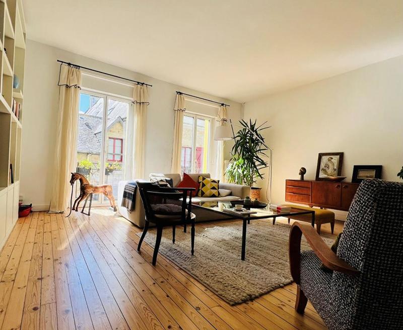 Maison de ville - 223 m² - 7 pièces