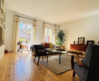 Maison de ville - 223 m² - 7 pièces