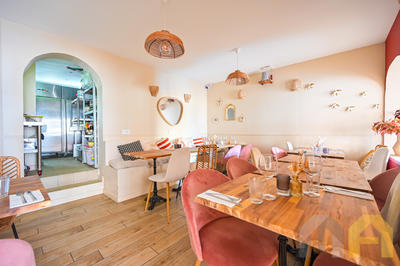 Local commercial - 95 m² - 3 pièces